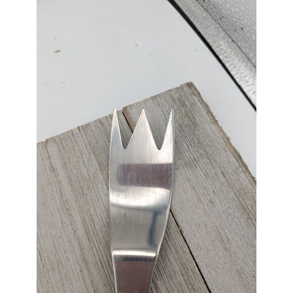 Stainless Steel Salad Server Fork with Wood Handle 7 1/2" Granny - Picture 2 of 8